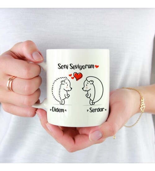 Kişiye Özel İsim Baskılı Sevgililer Günü Kupa Bardak Aşık Kirpiler HK120