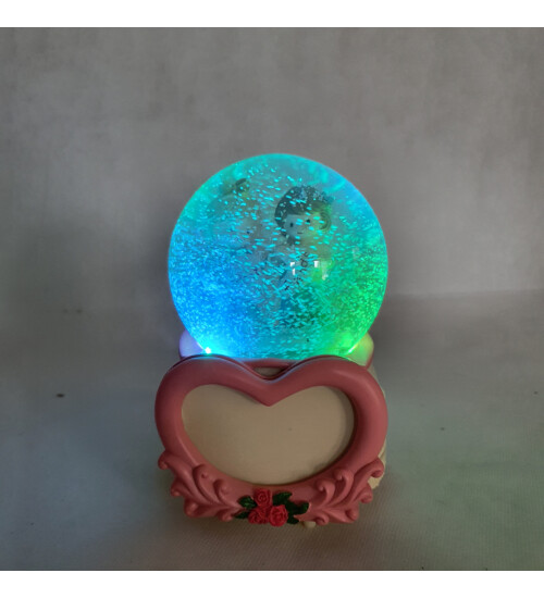 Kişiye Özel Fotoğraf Çerçeveli Best Friends Işıklı Müzikli Otomatik Kar Küresi HK2741