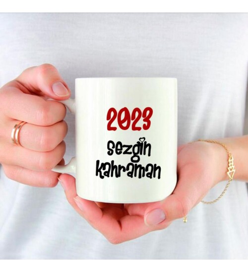 Kişiye Özel İsim 2023 Happy Years Temalı Porselen Beyaz Kupa Bardak HK2429